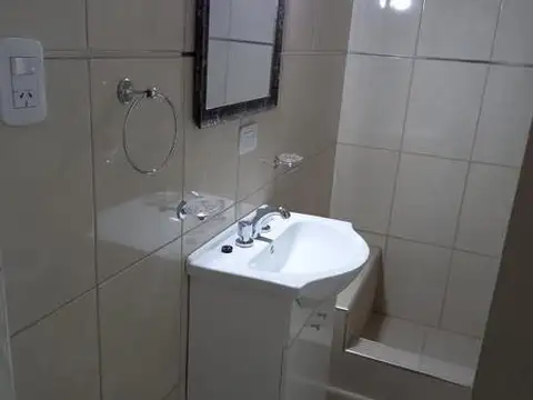 Departamento en Alquiler en Banfield, $ 720.000