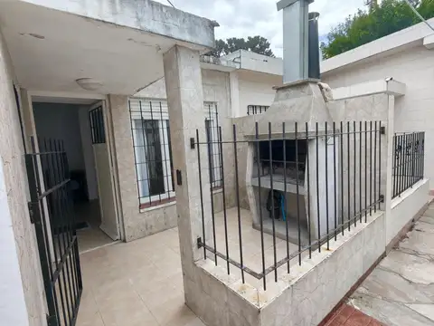 DEPARTAMENTO EN PB | SIN EXPENSAS | A 3 CUADRAS DEL MAR |