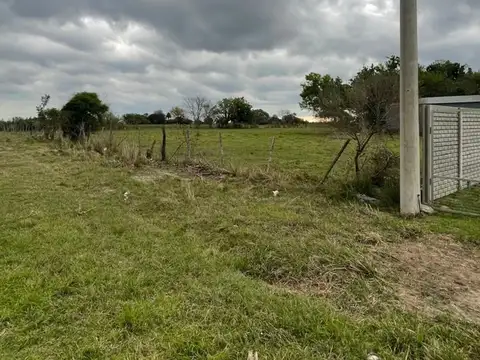 venta Gran terreno Pueblo de Candioti