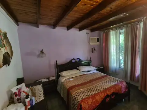 EN VENTA EN PILAR 2 LOTES DE TERRENO CON 2 CASAS SOBRE SUPERFICIE DE 20 X 400  - FICHA 8855