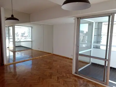 San Lorenzo 1067 , Piso 13