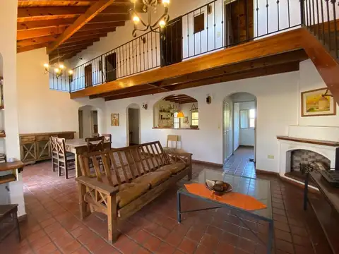 Casa 4 ambientes con 1 baño