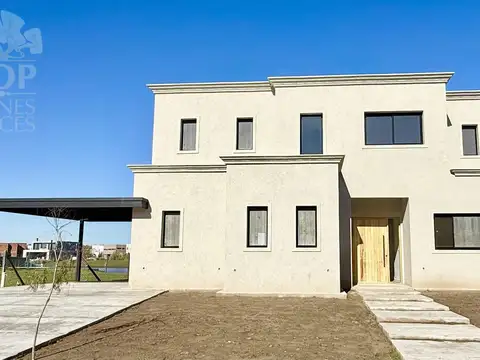 Casa al agua en venta en Santa Ana - Villanueva