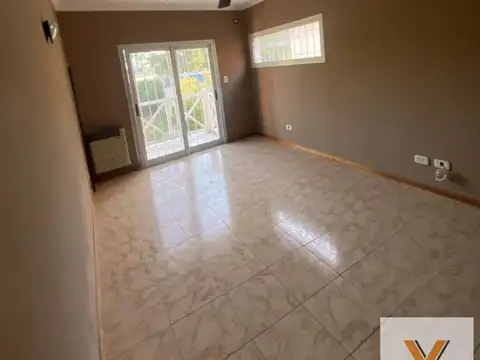 Casa en Venta en Lobos, USD 169.000