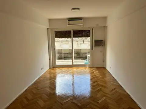 Departamento 2 ambientes con balcón