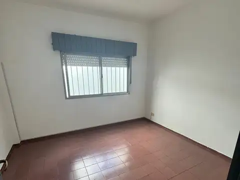 Depto Tipo Casa en Alquiler de 2 dormitorios