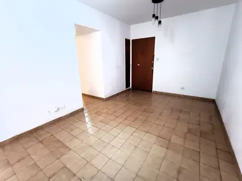 Departamento en Venta en Coghlan, USD 105.000