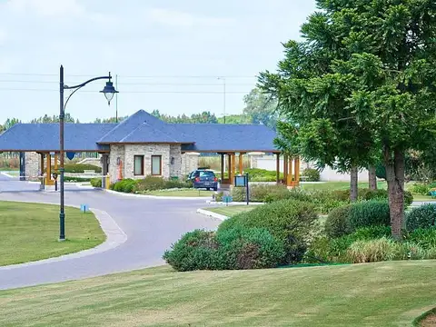Lote en venta en La Providencia Country Club. Canning, Ezeiza.