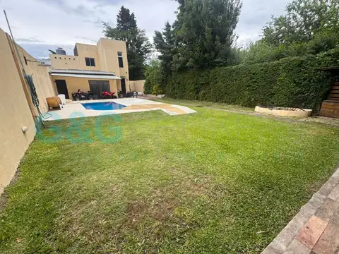 Casa en Venta de 5 dormitorios