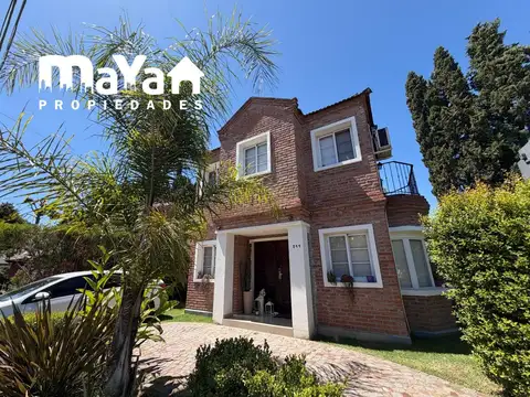 CASA EN VENTA - CLUB PRIVADO LOMA VERDE