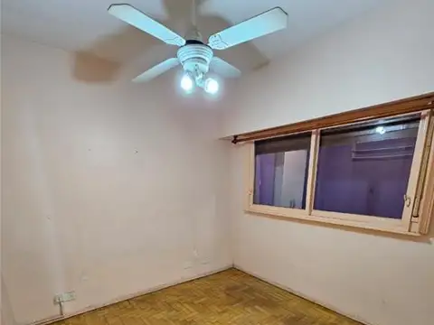 Paraguay 4200, Piso 1