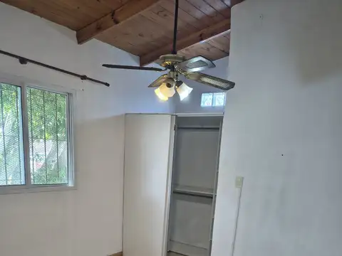 Depto Tipo Casa en Alquiler de 2 ambientes