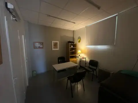 EXCELENTES OFICINAS IDEAL DESTINO MEDICO, VETERINARIO, ETC