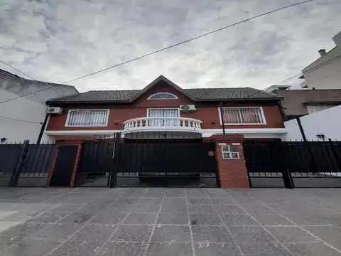 Agustín de la Vega 1300