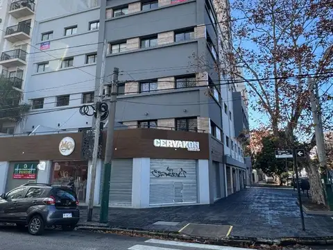 Departamento de 2 Ambientes con Terraza Propia en Banfield.
