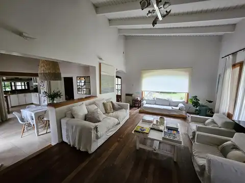 Casa en Venta en Villa Warcalde, USD 330.000