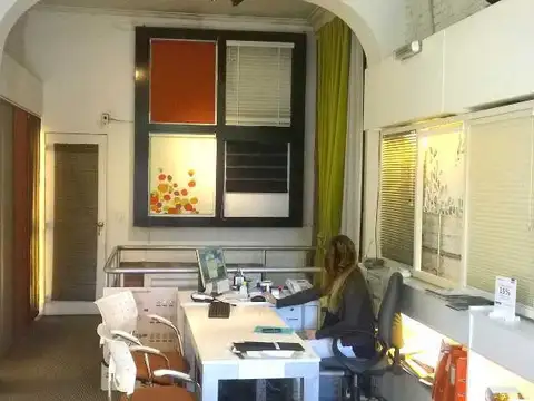 Cerrito 1100