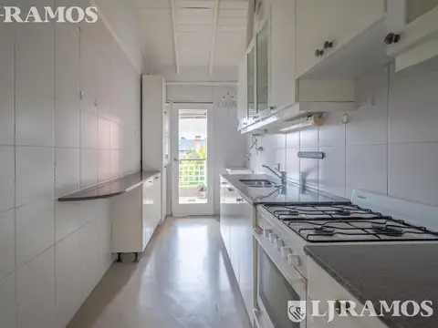Departamento 3 ambientes con 2 baños