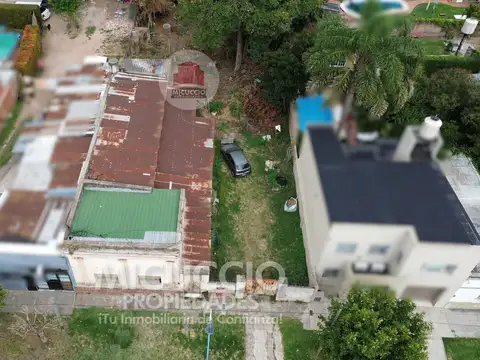 Lote con casa en venta, Hipólito Yrigoyen 272, entre Don Bosco y Av. 25 de Mayo, Escobar centro