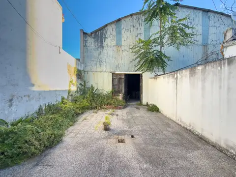 57 e/ 11 y 12 N° 800