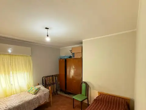 Casa Giachino 2171-  Barrio Villa Elisa