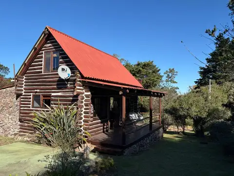 Venta cabaña  2 dormitorios Villa Serrana 