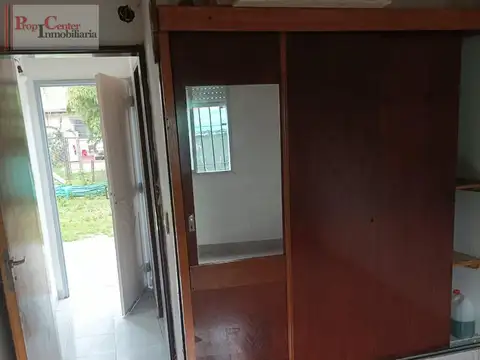 Casa 2 ambientes con 1 baño