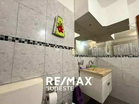 Casa 4 ambientes con 4 baños