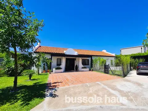 Casa en Venta con 5 cocheras