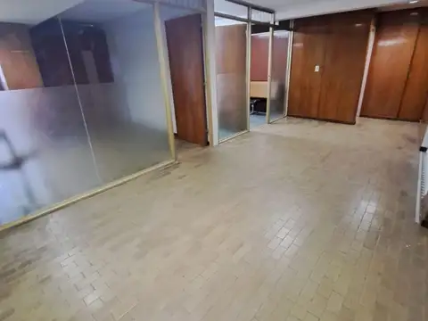 Oficina en Alquiler en Centro, $ 860.000