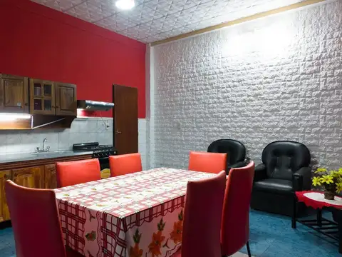 Depto Tipo Casa en Venta en Berazategui, USD 59.000