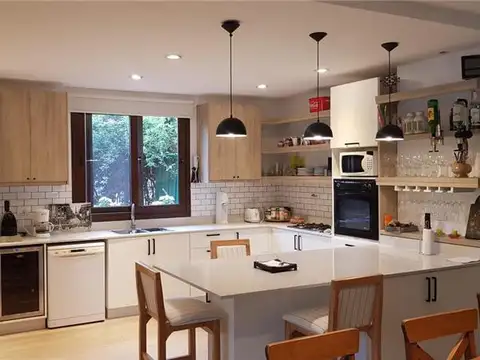 Casa en Alquiler Temporal de 4 dormitorios