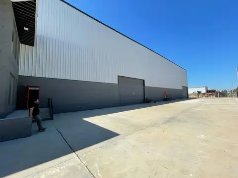Depósito Premium de 6000 m2 en alquiler en el Polo Industrial Ezeiza Spegazzini