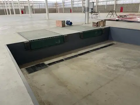 Galpon en Alquiler 70  mts Frente