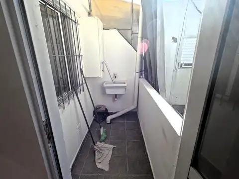 Depto Tipo Casa 2 ambientes con 1 baño