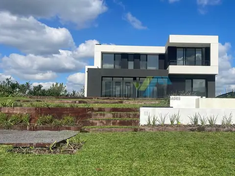 Casa en Alquiler A Estrenar