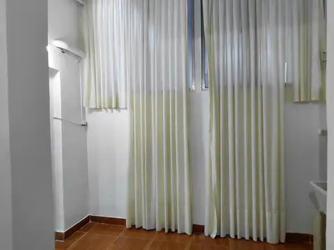 Depto Tipo Casa 2 ambientes con 1 baño