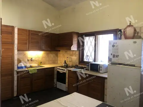 Casa 4 ambientes con 1 baño