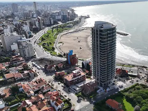 VENTA - Departamento 2 ambientes con vista al mar y cochera en UNKANNY TOWER - Varese Mar del Plata