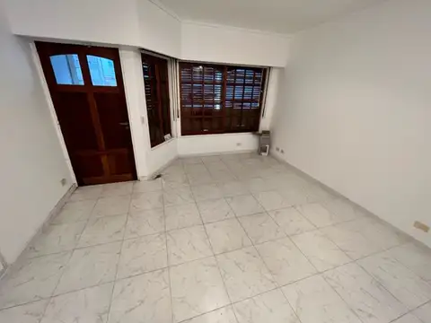 Casa en Venta en Parque Chacabuco, USD 400.000