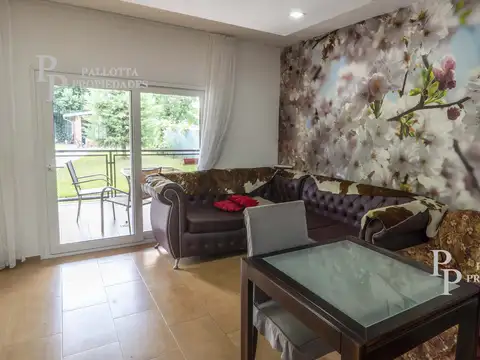 Casa 6 ambientes con 4 baños