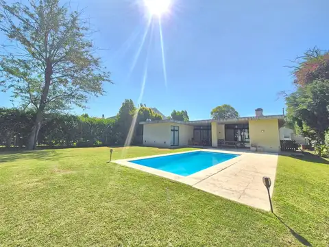 Casa en Venta al Oeste
