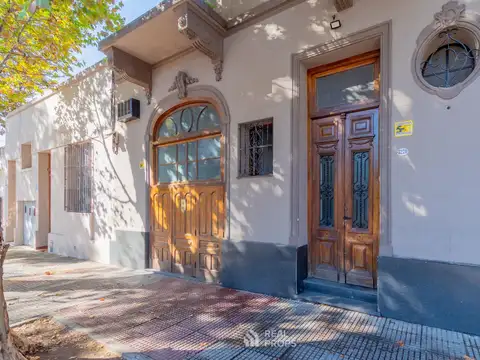 Casa en Venta en Flores, USD 280.000