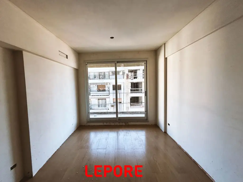 AV CORDOBA 4100, Piso 7