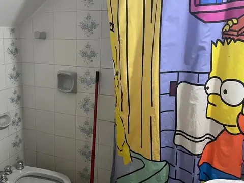 VENTA CASA 5AMB EN TURDERA C/COCHERA 2 PATIOS