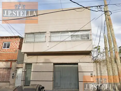 Galpón 872 m² en 2 Plantas - Lomas del Mirador
