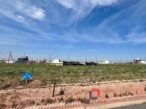 Terreno en Venta en Campos De Manantiales, USD 47.500