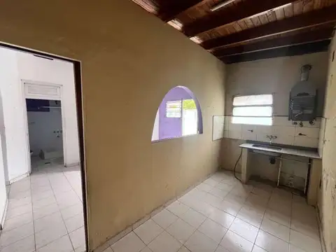 Depto Tipo Casa 3 ambientes con 1 baño