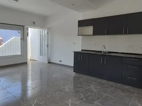 Venta Departamento 3 Ambientes en Caseros, Tres de Febrero