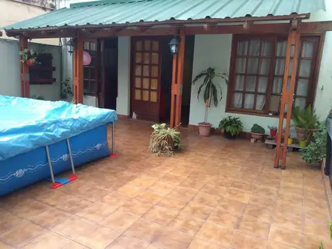 DEPARTAMENTO TIPO CASA EN PB CON PATIO Y TERRAZA